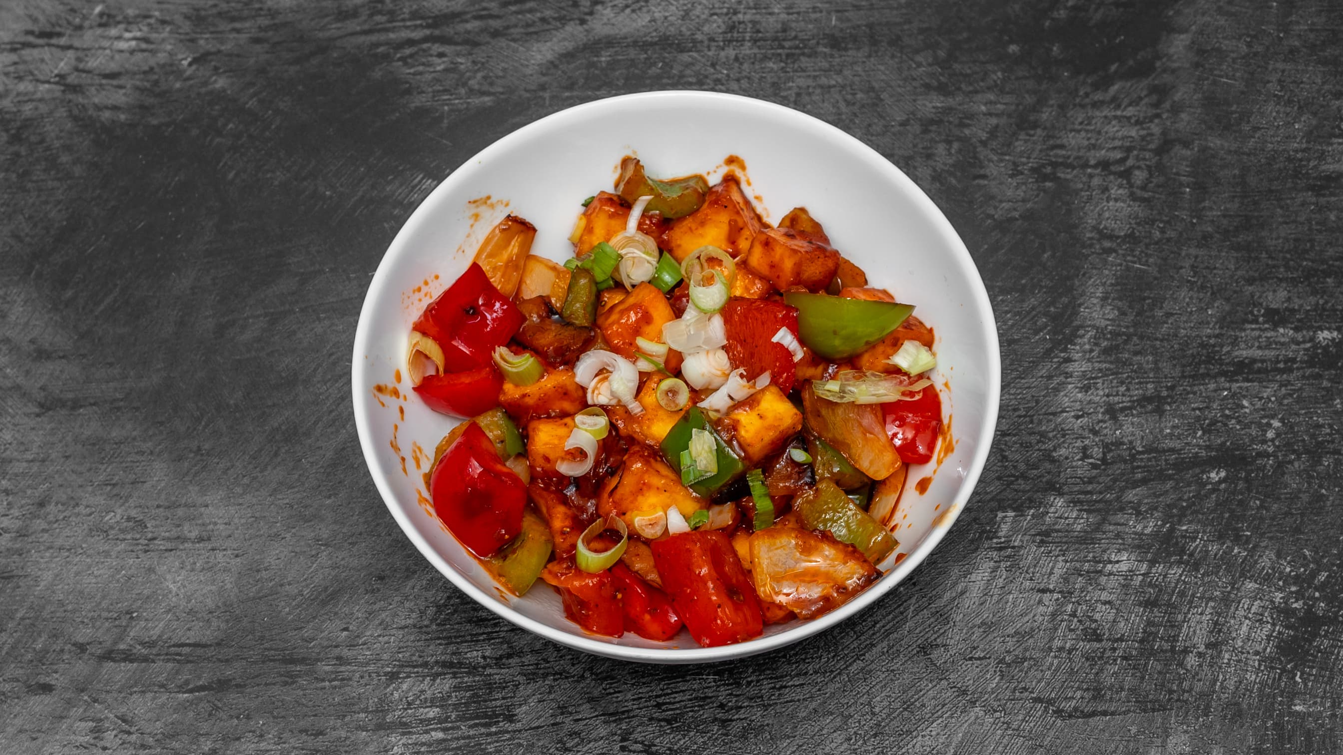 Indo-Chinese chilli paneer served at Niya’s Kitchen